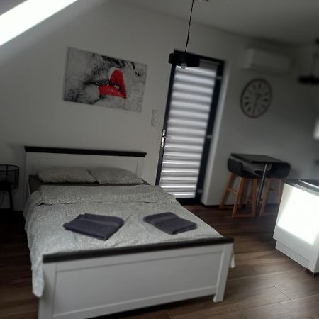 Apartament Muzyczny 옐레니아구라 외부 사진