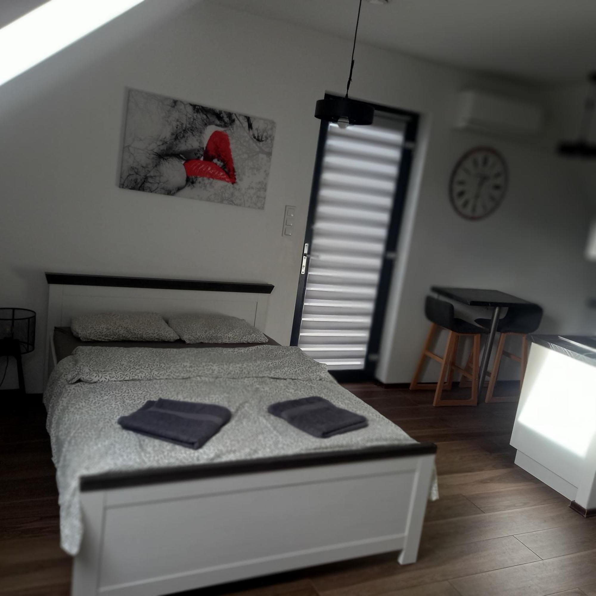 Apartament Muzyczny 옐레니아구라 외부 사진